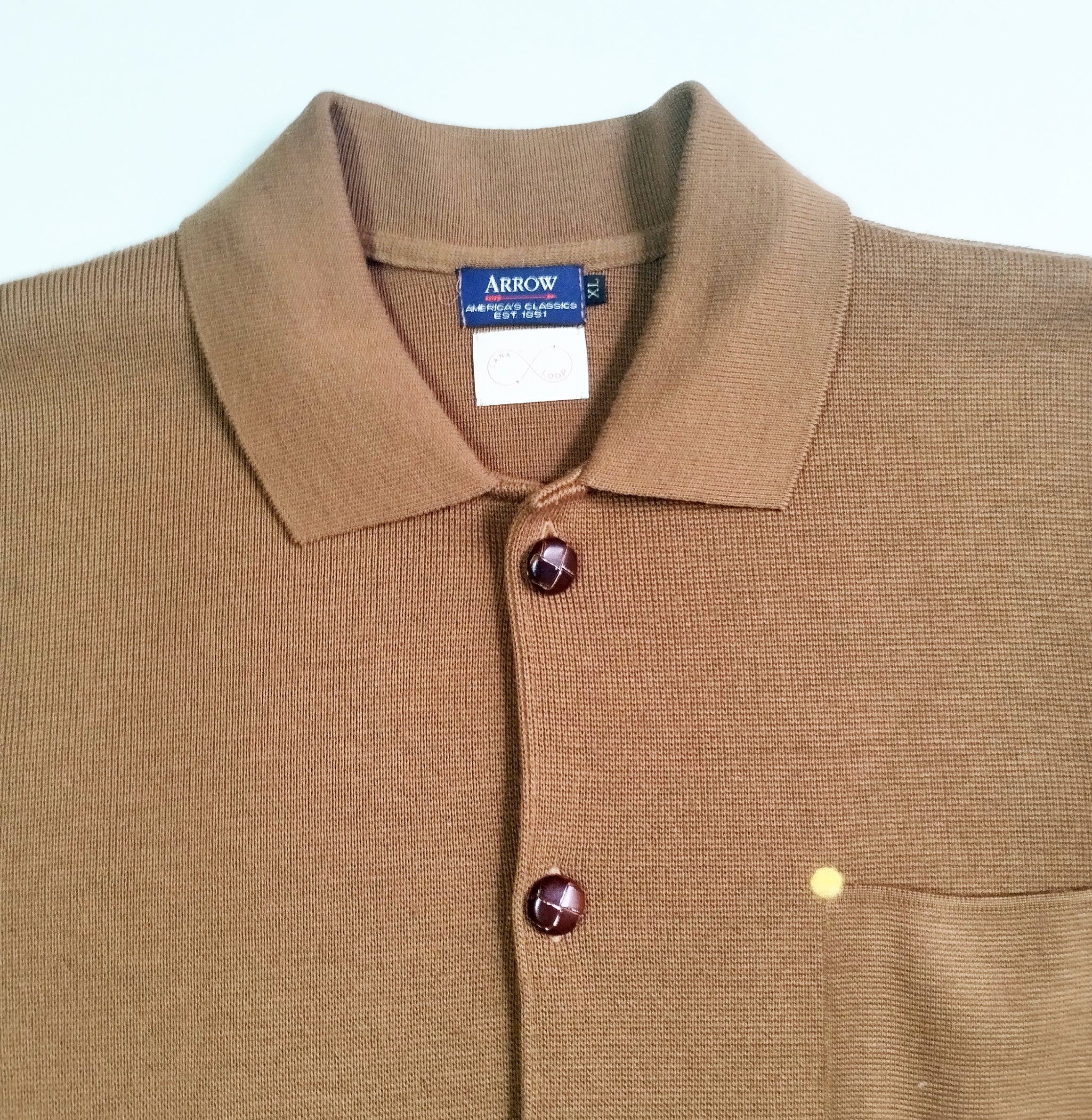 Chaqueta marrón. 50€