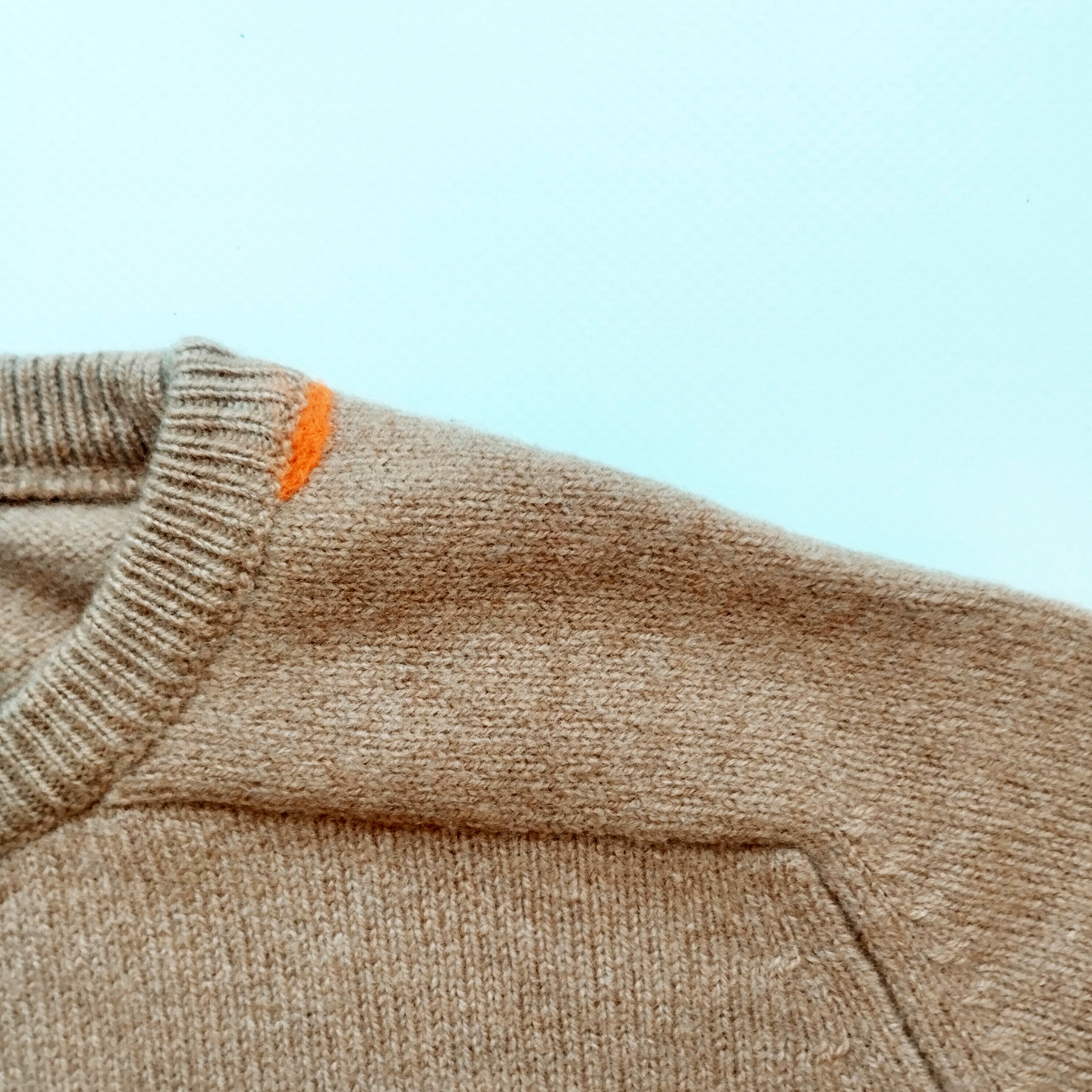 Suéter beige.                      50€