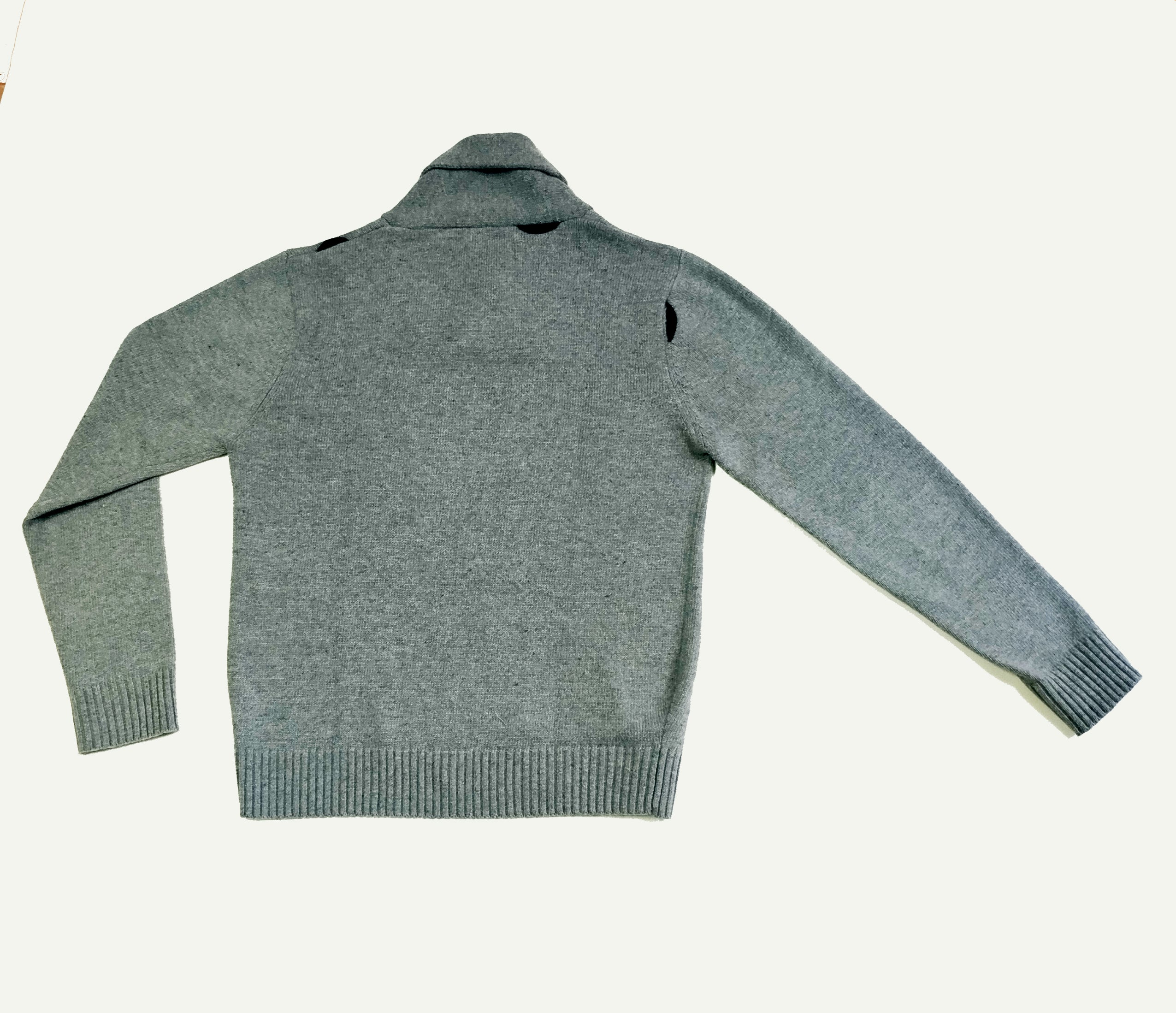 Suéter gris.  35€