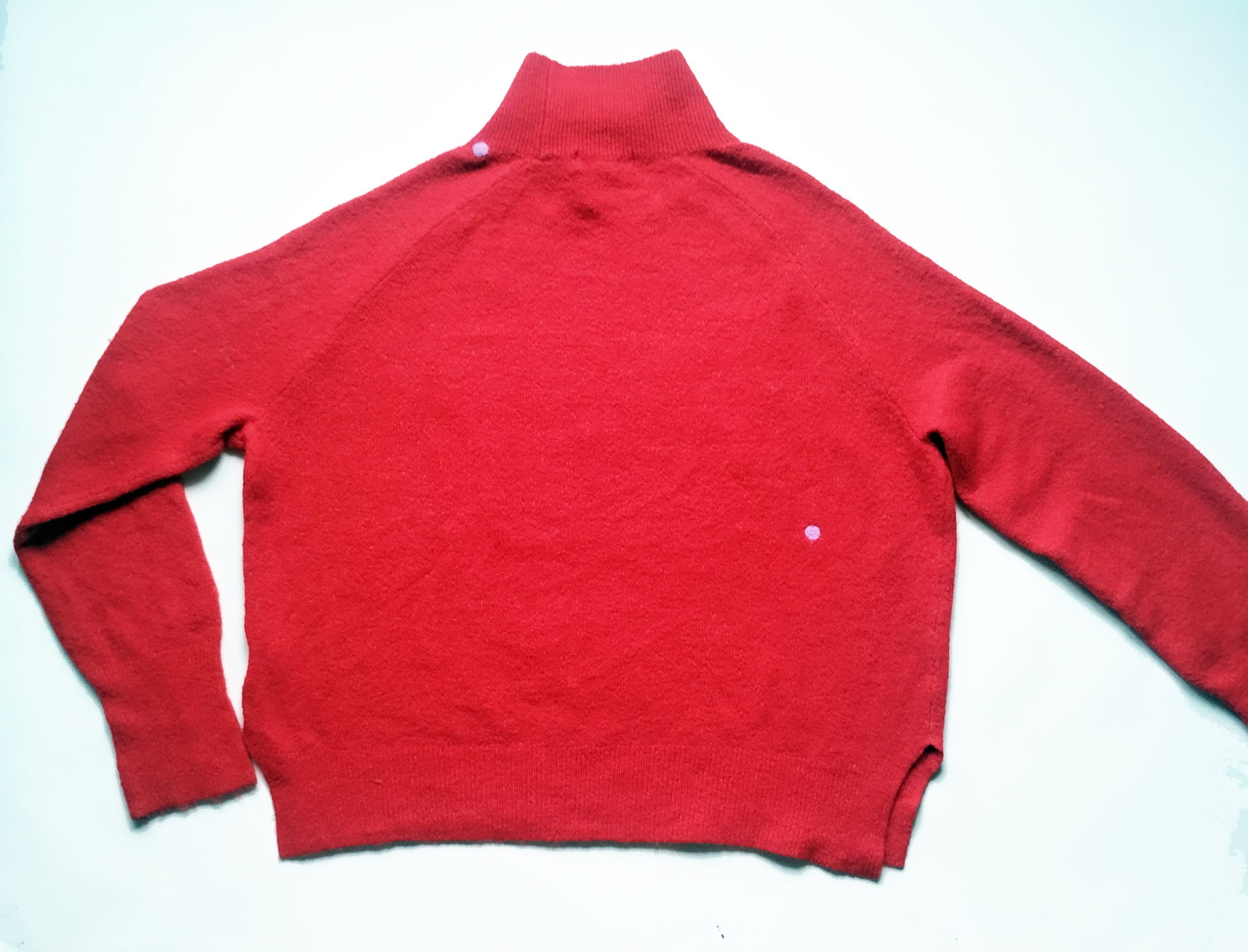 Sueter Rojo cuello alto 40€