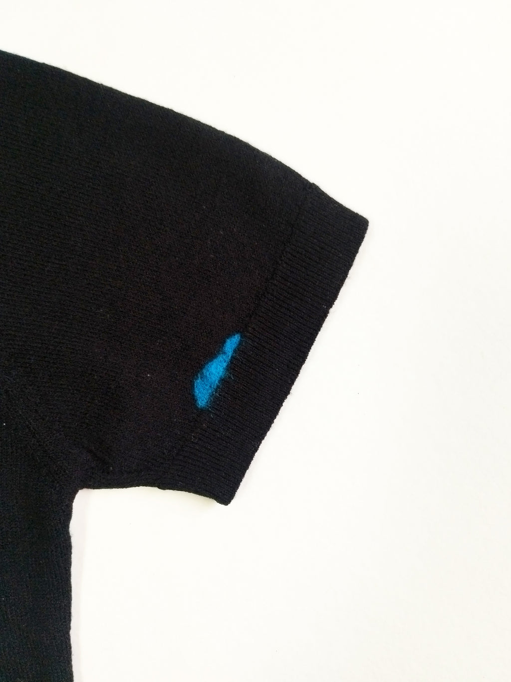 Suéter manga corta. 35€